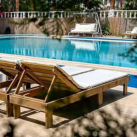 Moda Camyuva Hotel