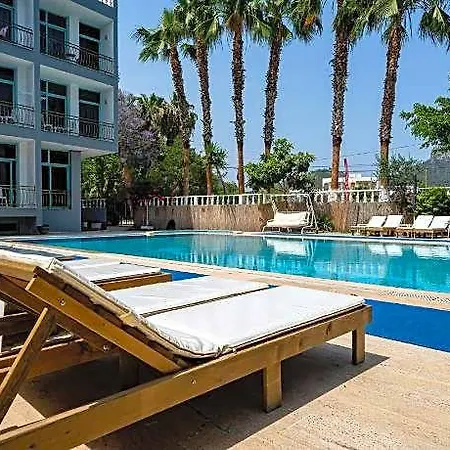 Moda Camyuva Hotel 3*