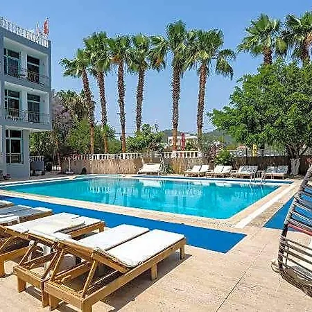 Hotel Moda Camyuva